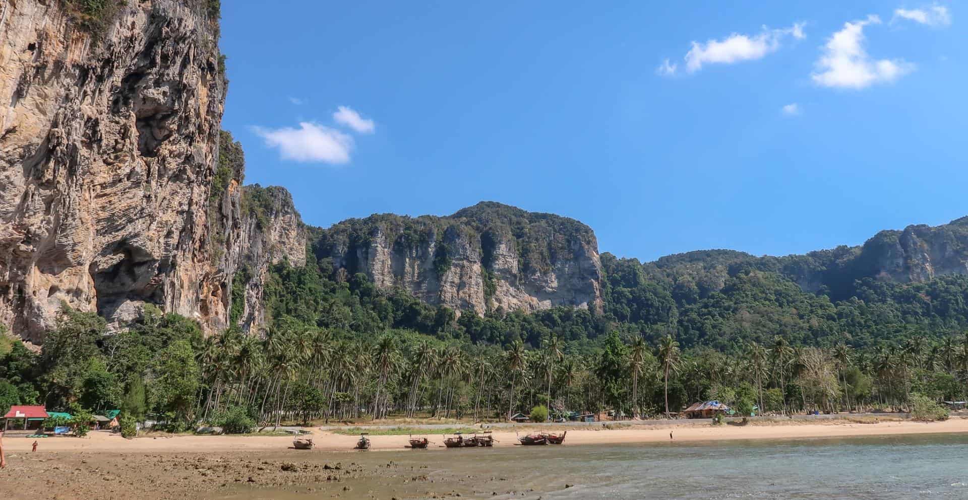 tonsai beach