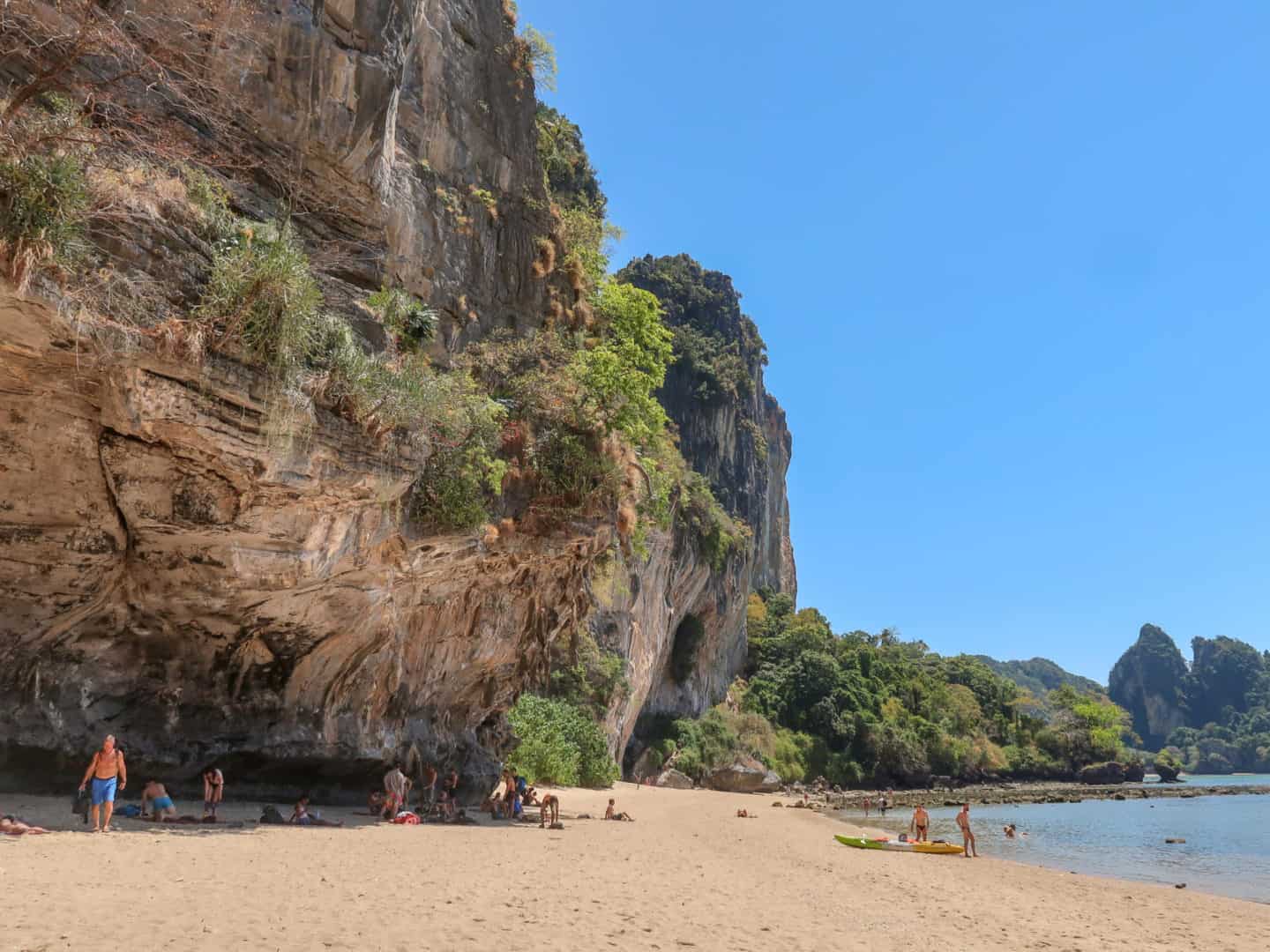 tonsai beach