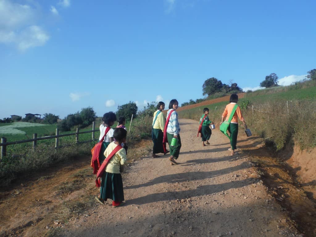 DSCF5745 - kalaw to inle lake trek