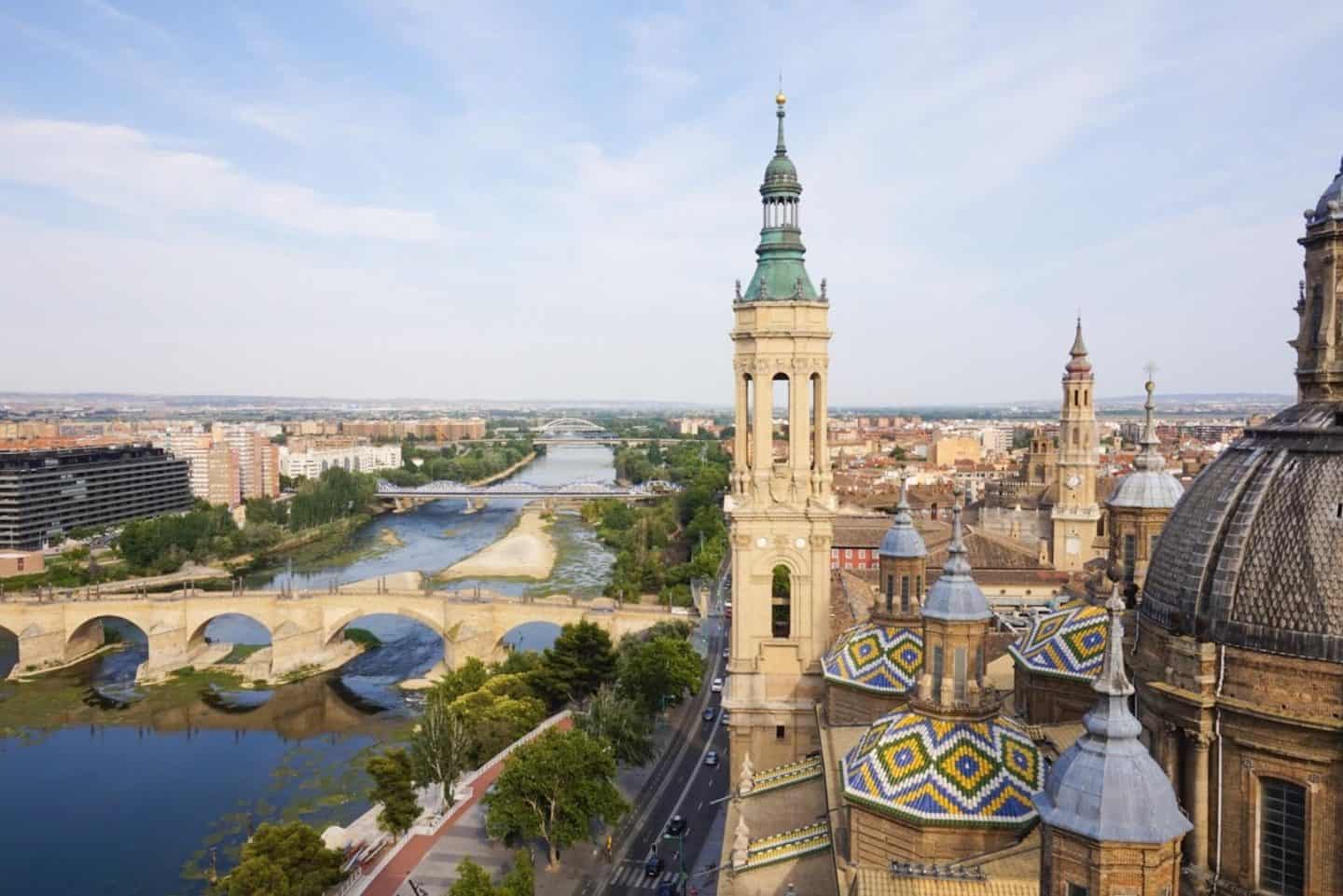 what to pack for a summer city break hand luggage only - things to do in Zaragoza spain