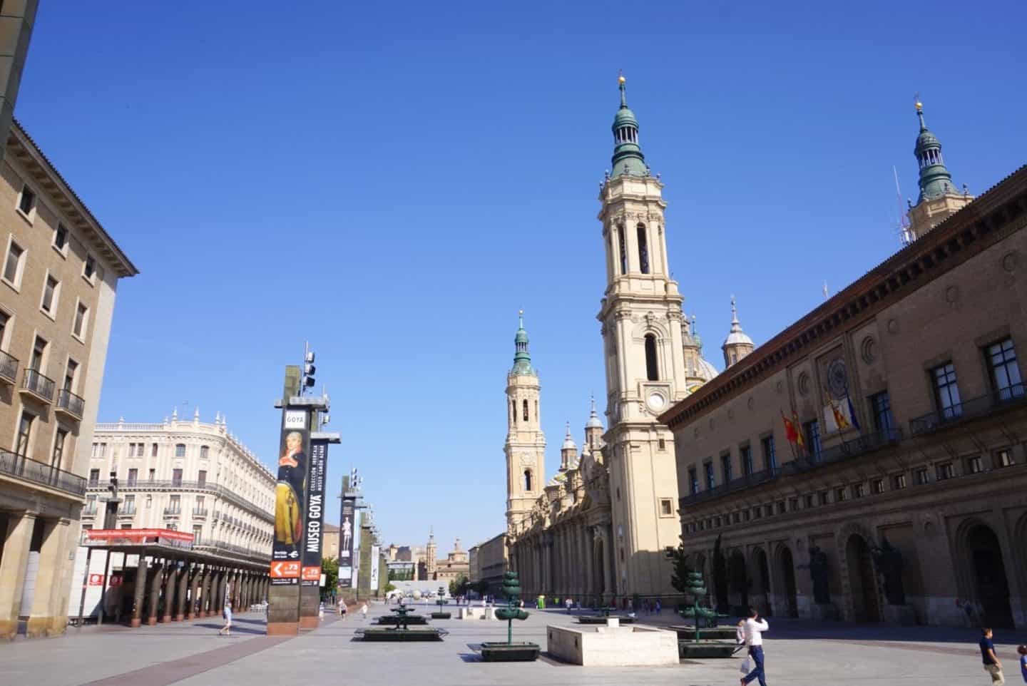 Zaragoza Plaza del pilar - things to do in Zaragoza spain