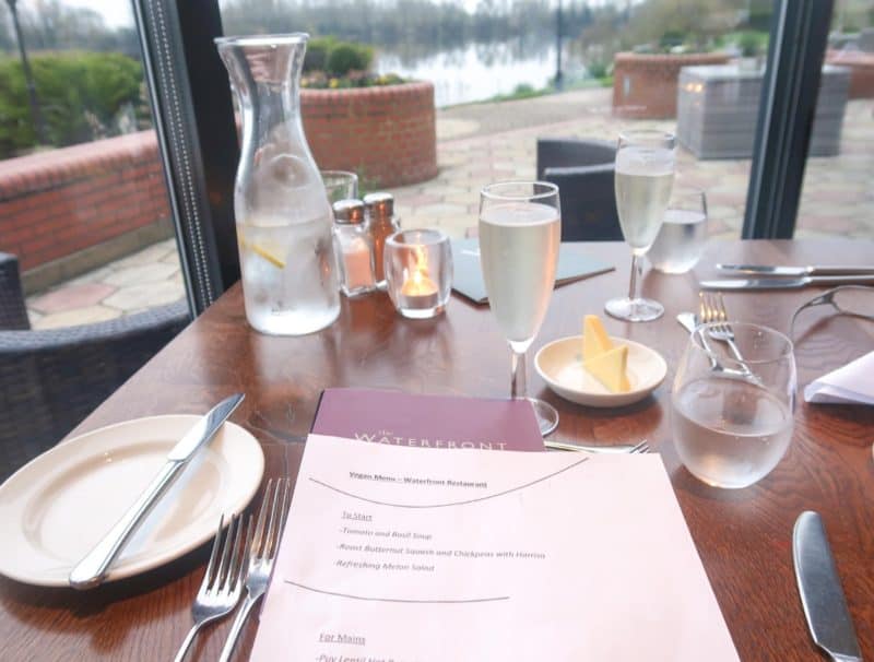 The Waterfront Hotel Wyboston Lakes - The Waterfront Hotel Wyboston Lakes Resort