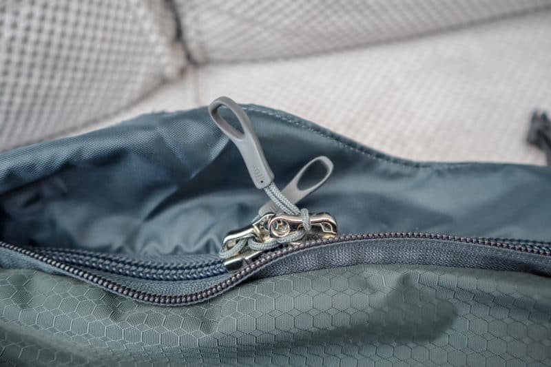Osprey Backpack Farpoint 70L - buying a backpack for travelling