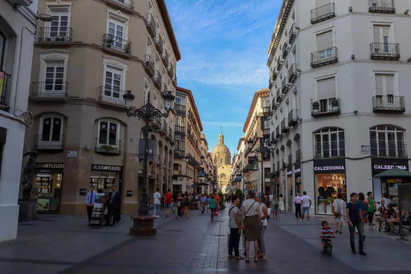 Zaragoza Calle Alfonso - guide to Zaragoza spain calle alfonso