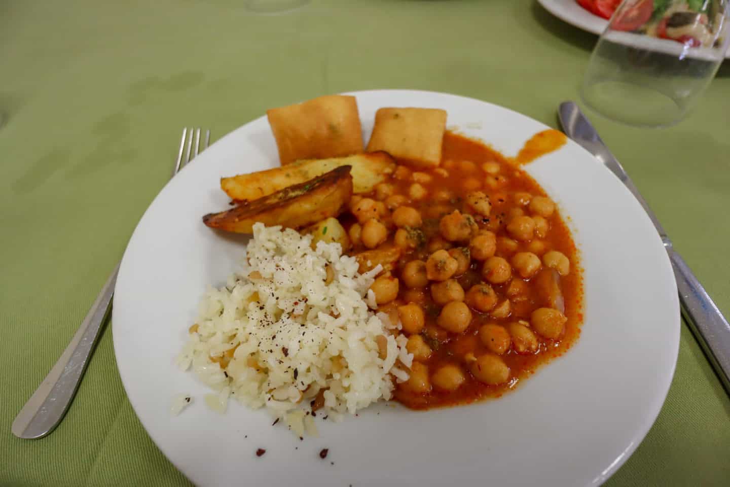 Red Tour Lunch Cappadocia - The Wandering Quinn Travel Blog