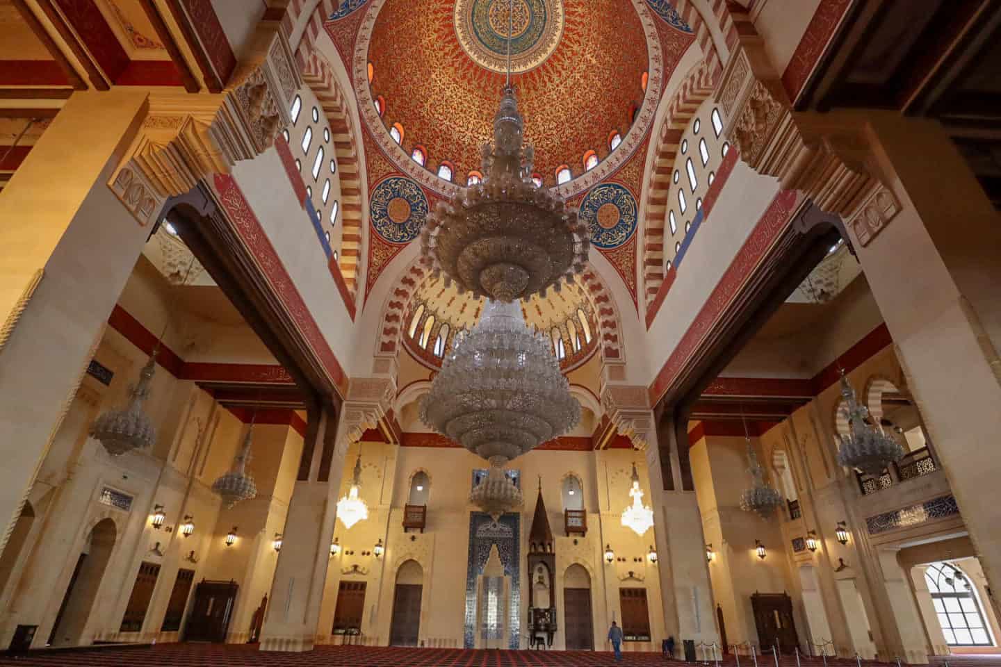 1 Day in Beirut Things To Do, blue mosque inside