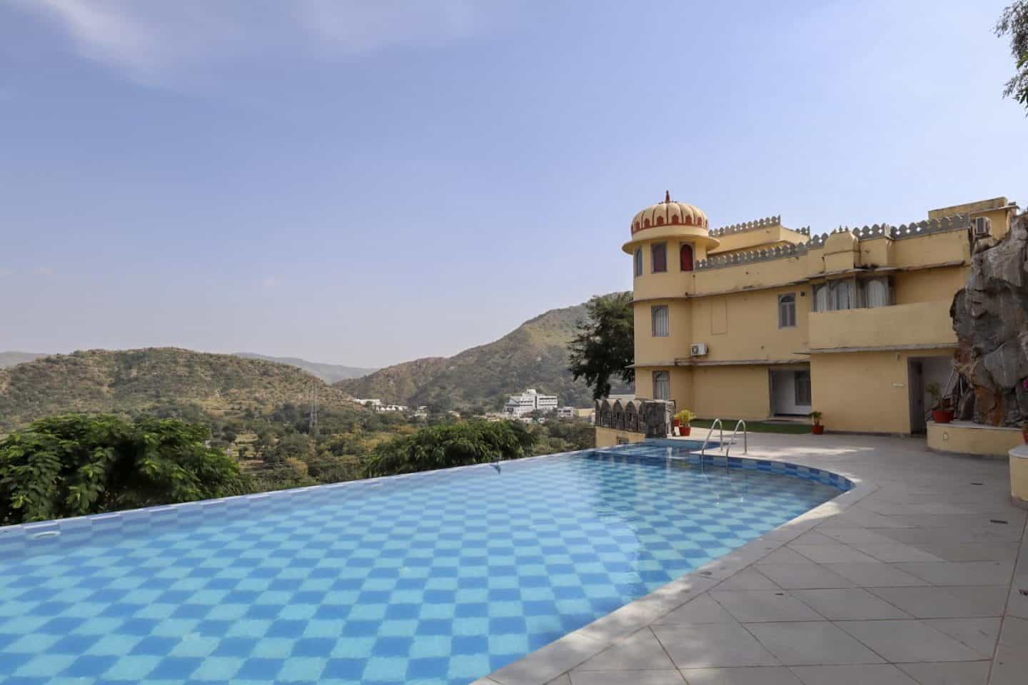 Shahpura Kumbhal Villas - swimming pool and mountains at Shahpura Kumbhal | best places to visit in India