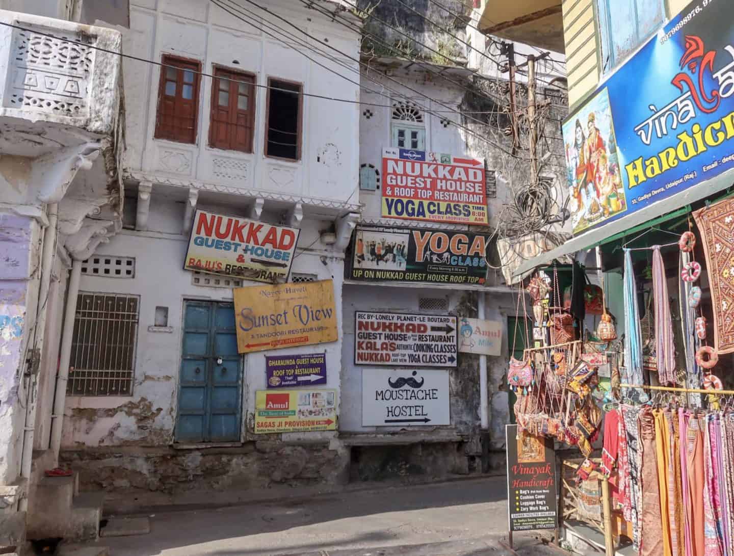 Yoga Classes in Udaipur - Yoga Classes in Udaipur Signs | yoga in india