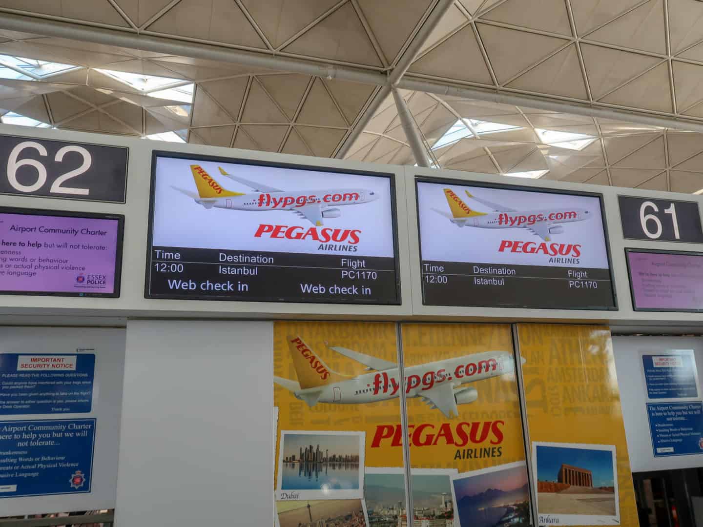 Pegasus Airlines London Stansted Airport - Pegasus Airlines Review