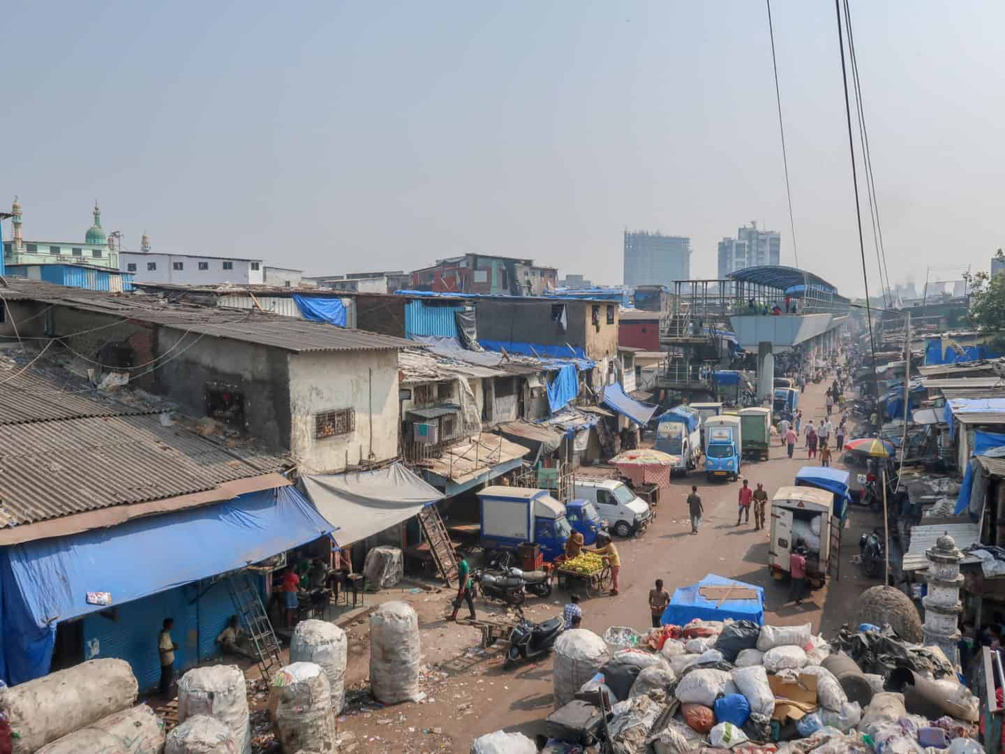 Dharavi Slum Mumbai - Dharavi Slum Tour Mumbai entrance