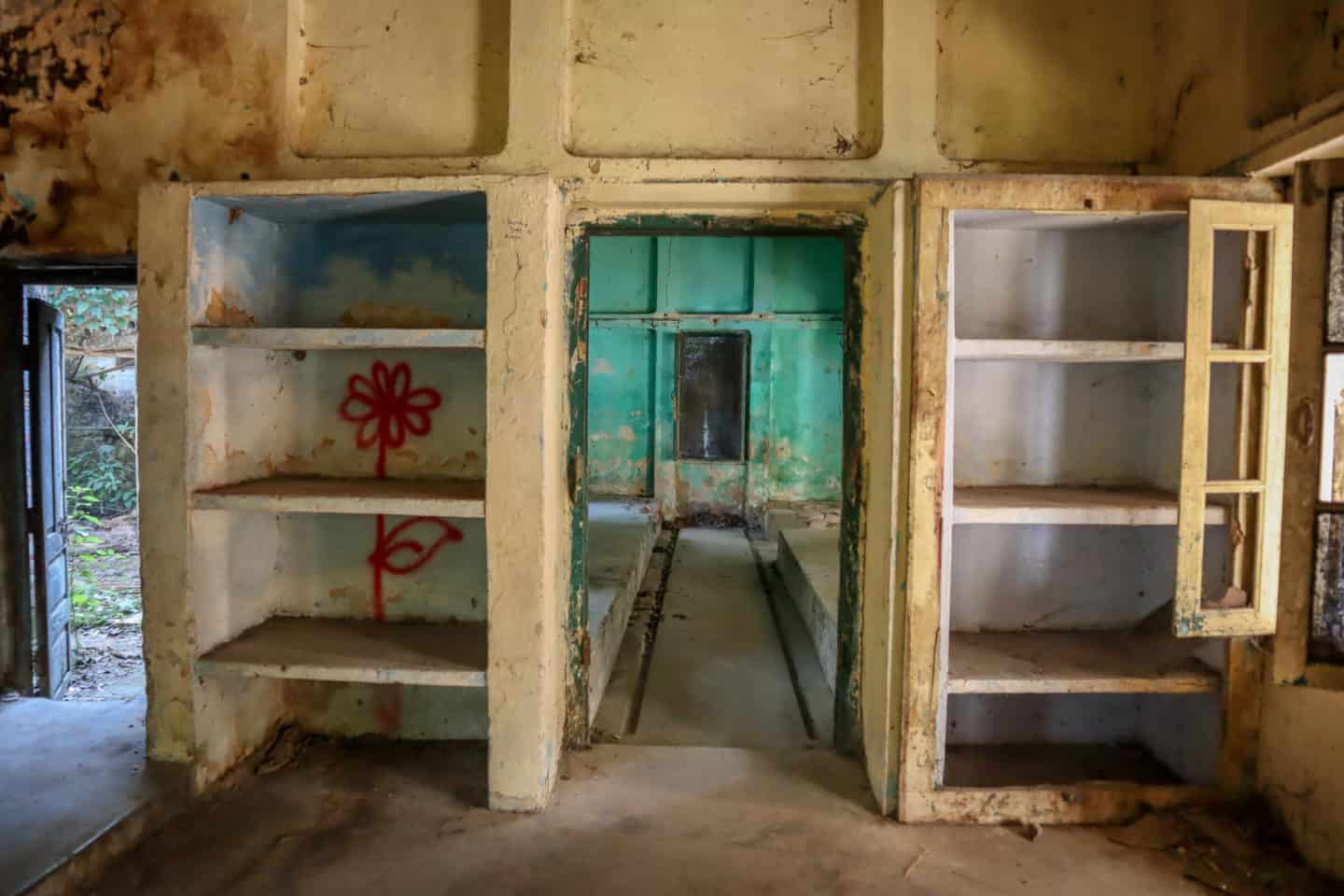 The Beatles Ashram Rishikesh - The Beatles Ashram Rishikesh Kitchen
