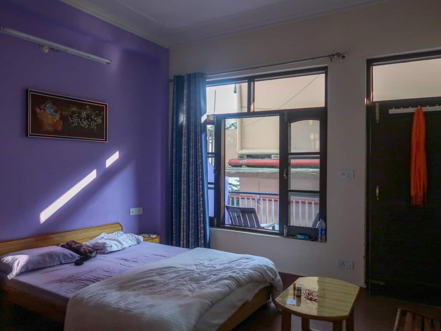 Ram Yoga House Dharamshala McLeod Ganj - Cost of backpacking India, Private room costs in northern india.