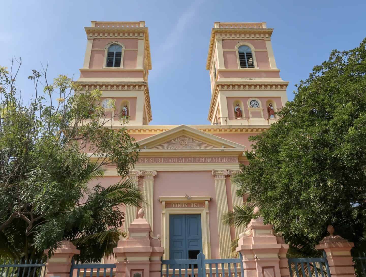 Pondicherry White Town - The Wandering Quinn Travel Blog