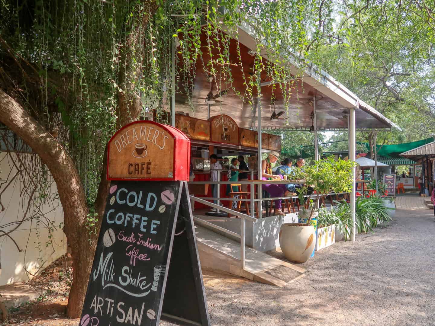 Auroville Visitor Centre Cafe - Auroville Visitor Centre Cafe