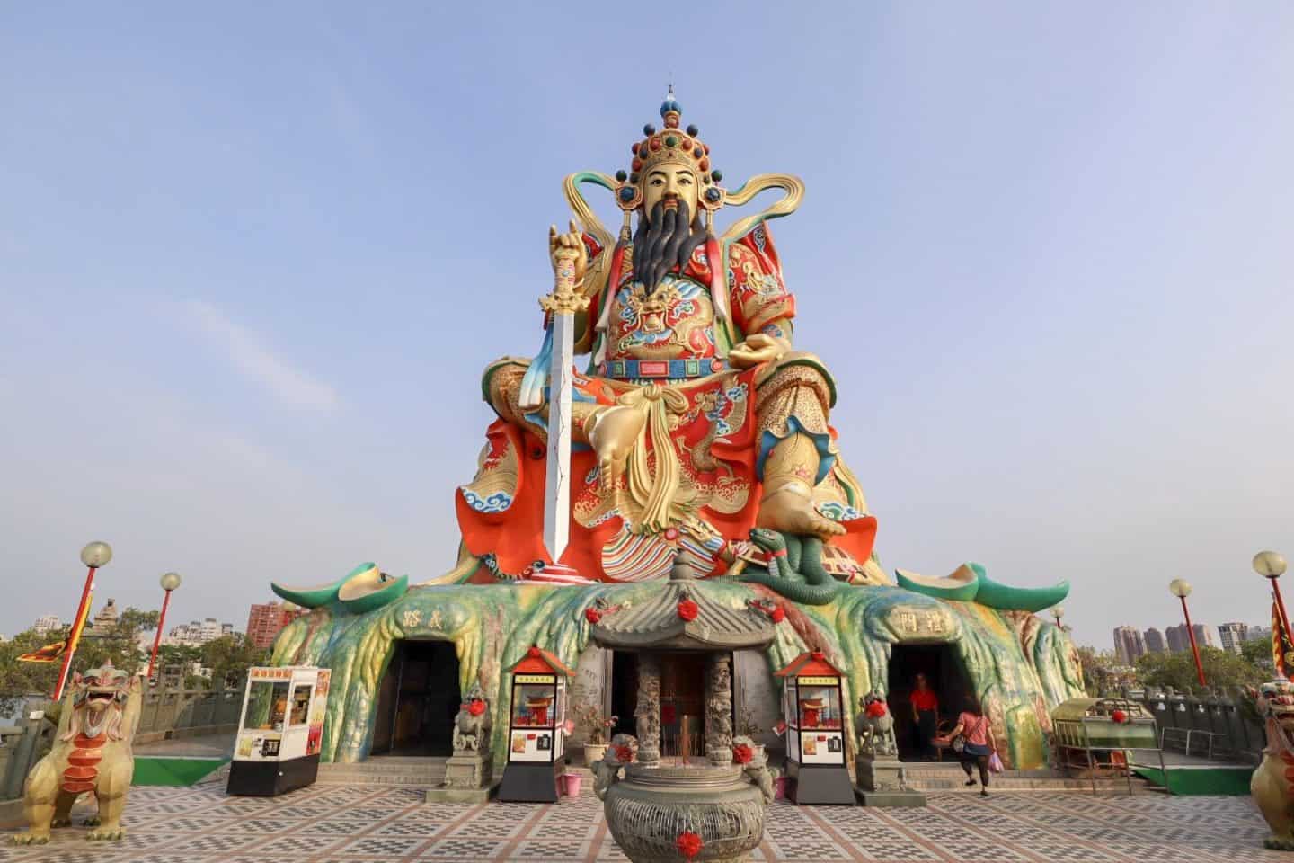Xuantian Emperor Statue on Lotus Pond Kaohsiung - things to do in Kaohsiung, Lotus Lake Kaohsiung Buddhist Temple