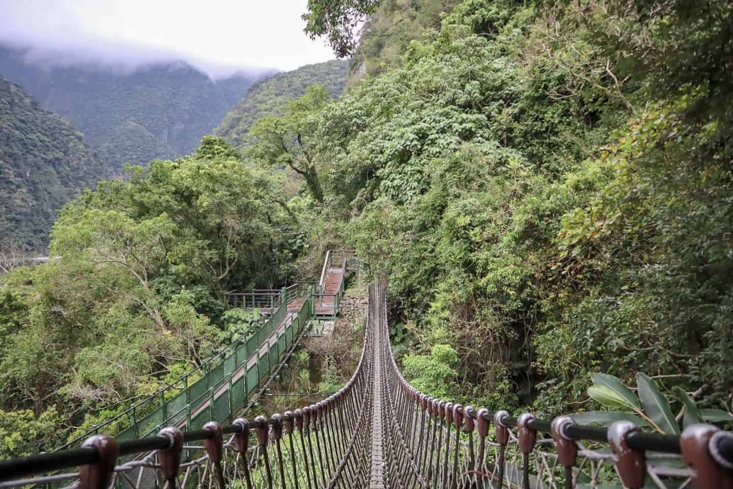 1 week in Taiwan, Taroko National Park Taiwan bridge - 1 week in Taiwan, Taroko National Park Taiwan bridge