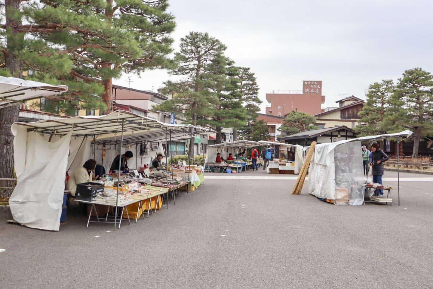 Jinya-Mae Morning Market Takayama - Jinya-Mae Morning Market