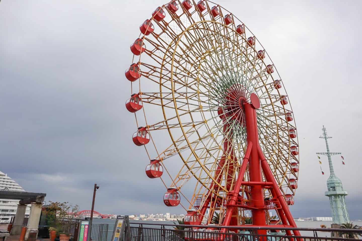 Kobe Ferris Wheel Harbourland - The Wandering Quinn Travel Blog
