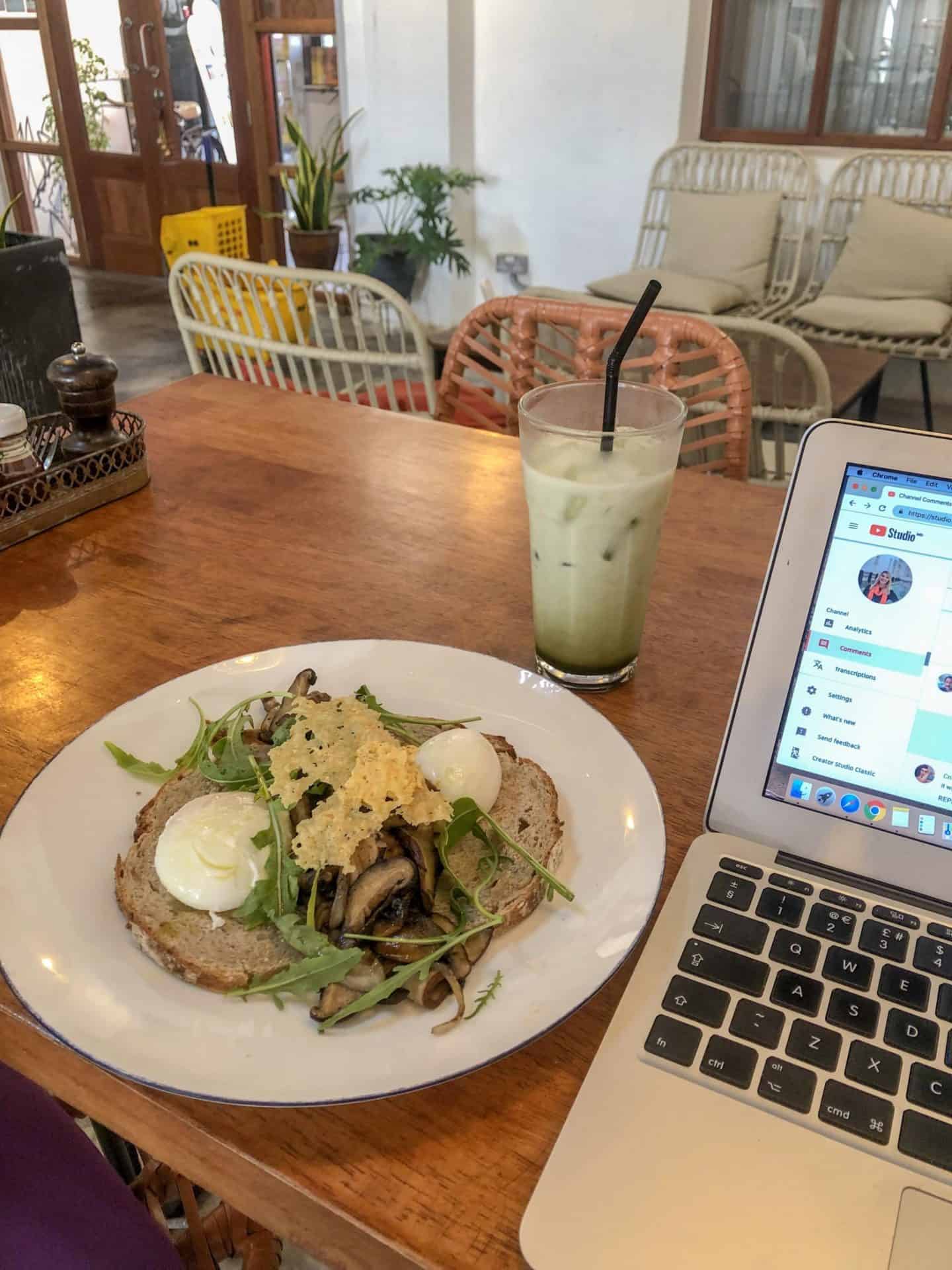 how to be productive on your blog when travelling - how to be productive on your blog when travelling