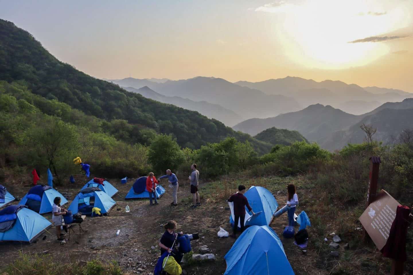 camping on the great wall of china - camping on Great Wall of China