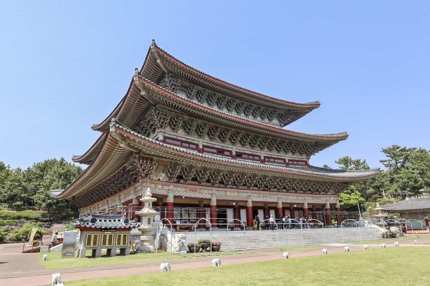 Yakcheonsa Temple Jeju island - Jeju Island without car