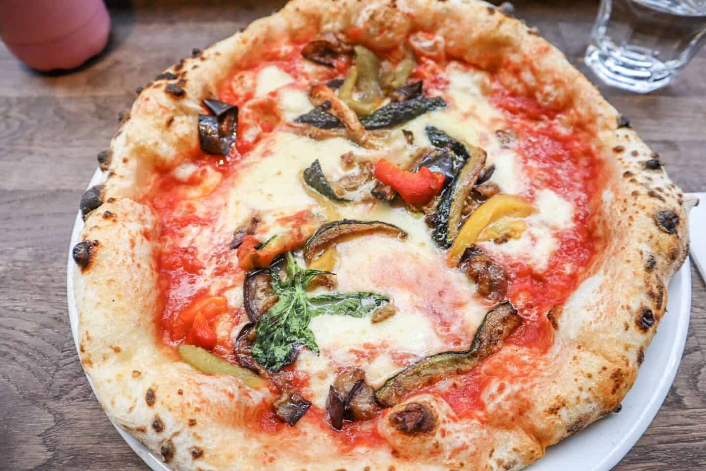 Pizza from Rossopomodoro Covent Garden - Pizza from Rossopomodoro in Covent Garden | covent garden london guide