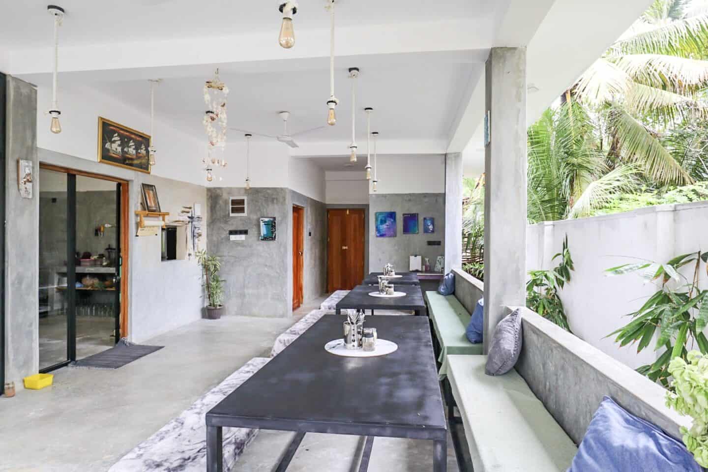Aloha Coffee Gallery Cafe in Mirissa - Inside of Aloha Coffee Gallery Cafe in Mirissa | best cafes in mirissa