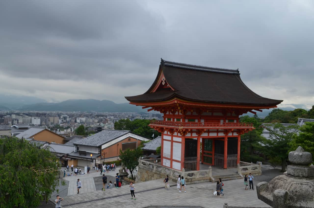 Kyoto Temple - Kyoto Temple cloud weather | best places to travel in Asia in July and August