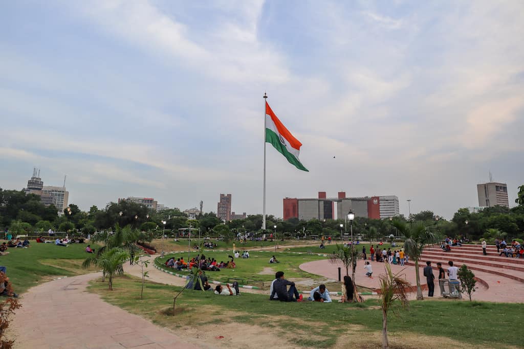 Connaught Place Park Delhi - Delhi travel tips, Indian Flag in Connaught Place Park
