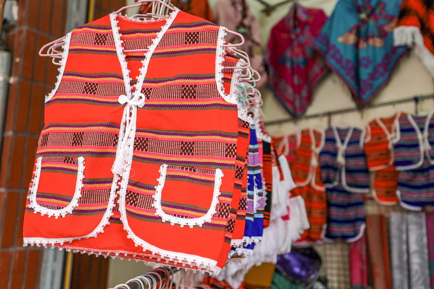 Ita Thao Shopping Sun Moon Lake - Sun Moon Lake day trip from Taichung, local aboriginal clothes in its thao