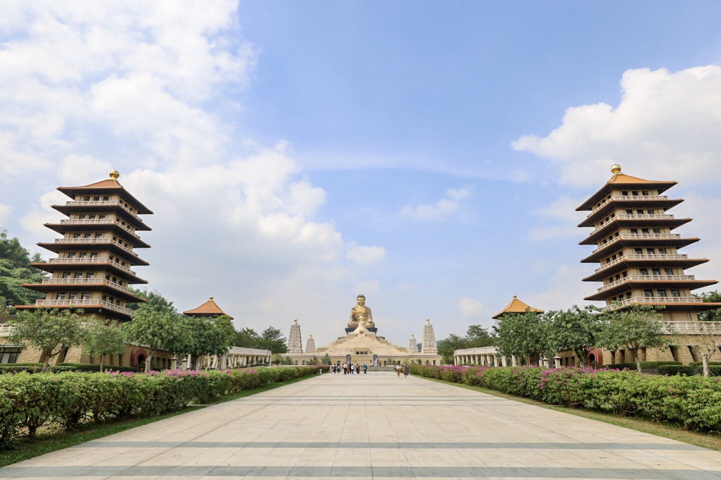 Fo Guang Shan Monastery - Fo Guang Shan Monastery Buddha