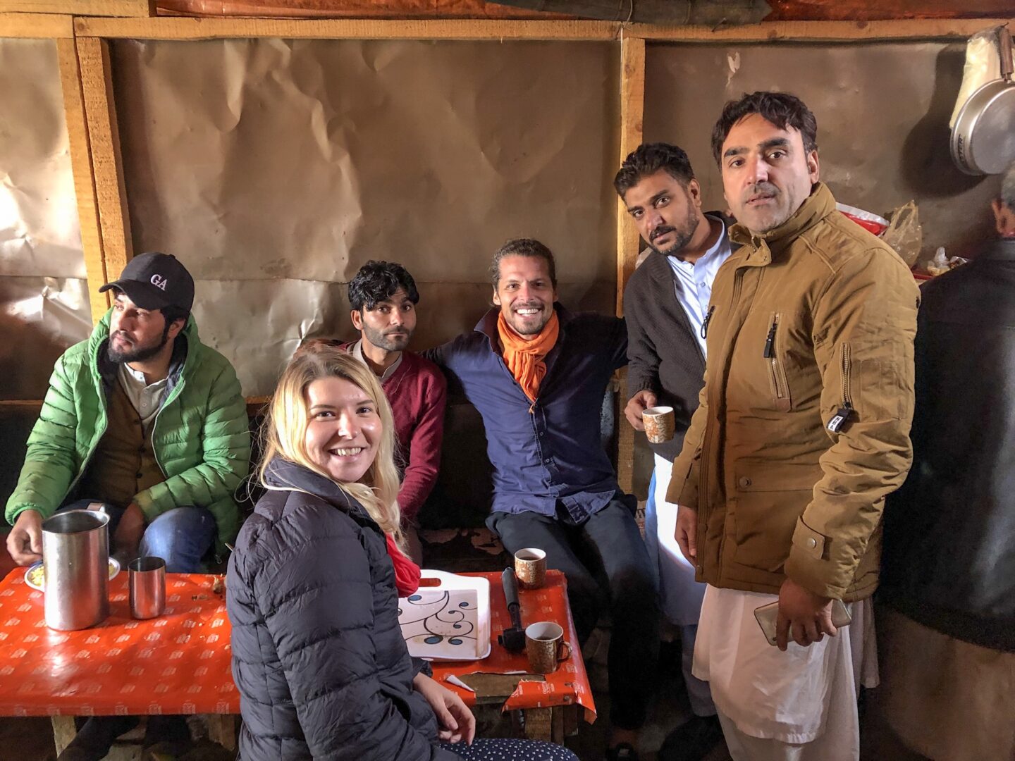 Pakistan men - Pakistan travel advice, Pakistani men with ellie quinn