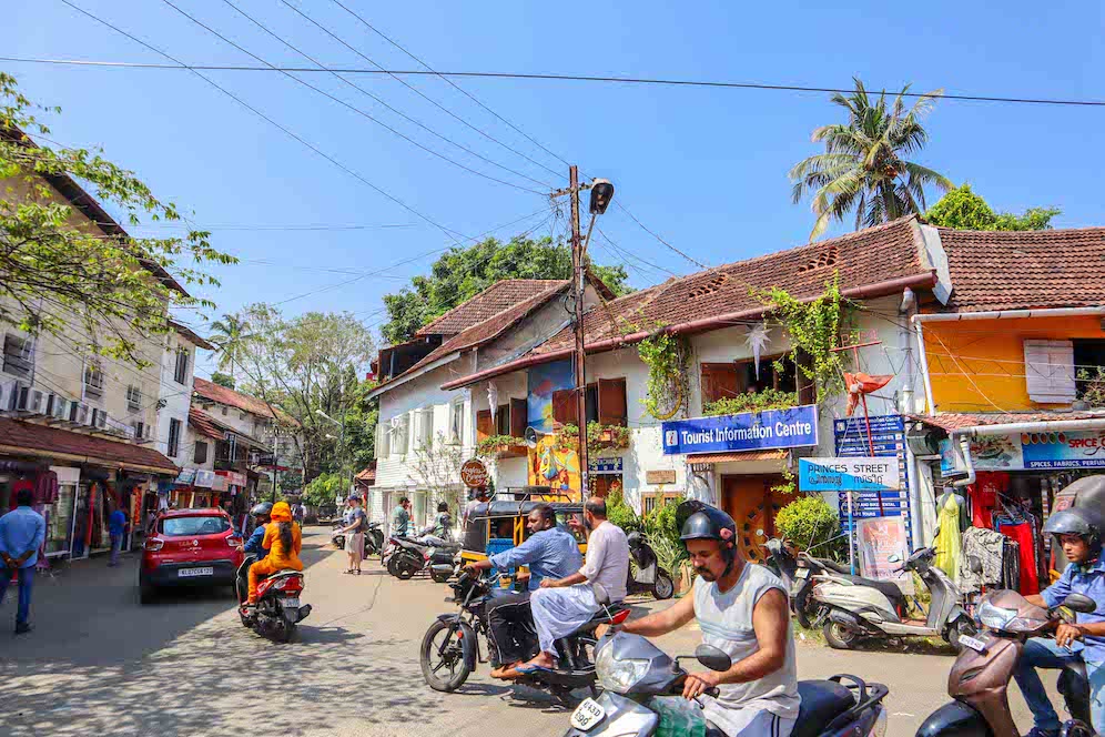 Kochi City - 2 week South India itinerary, Kochi City traffic