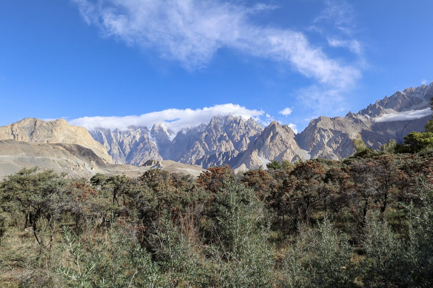 Passu Cones - Pakistan itinerary, Passu Cones and Mountains