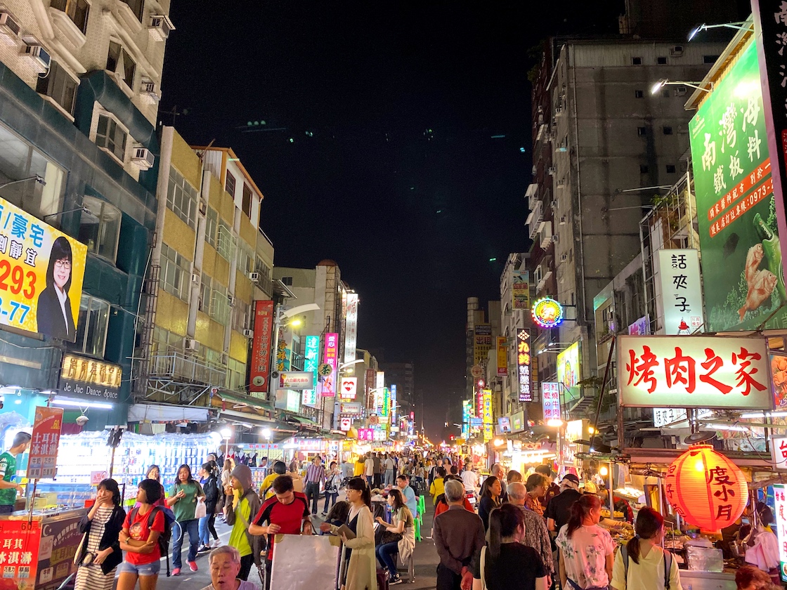 Luihe Night Market - Kaohsiung Night Markets, Luihe Night Market at night and lit up