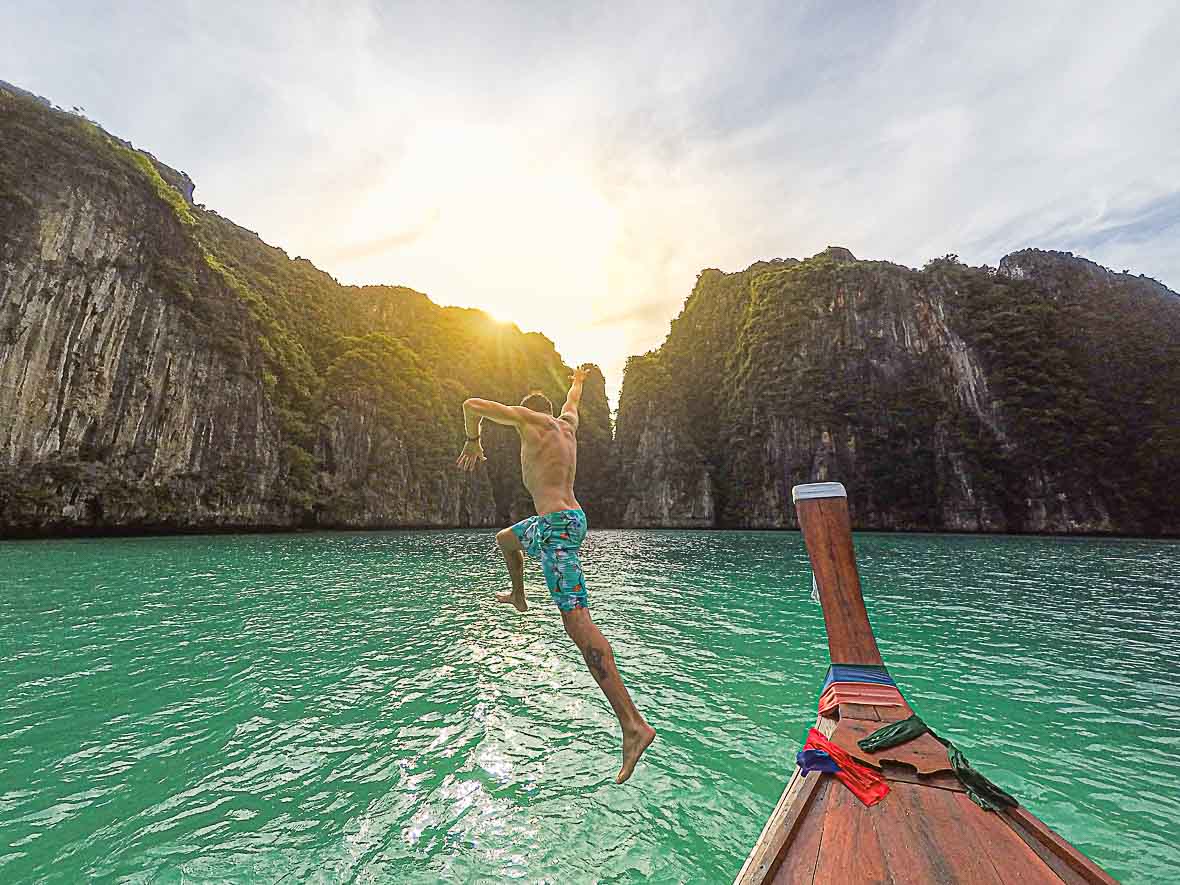 DCIM100GOPROG0118847. - koh phi phi boat and limestone | best places to travel in Asia December and January