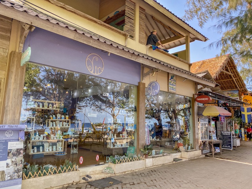 Yin Jewelry Store Gili T - things to do in Gili Trawangan, Yin Jewelry Store, shopping in Gili T