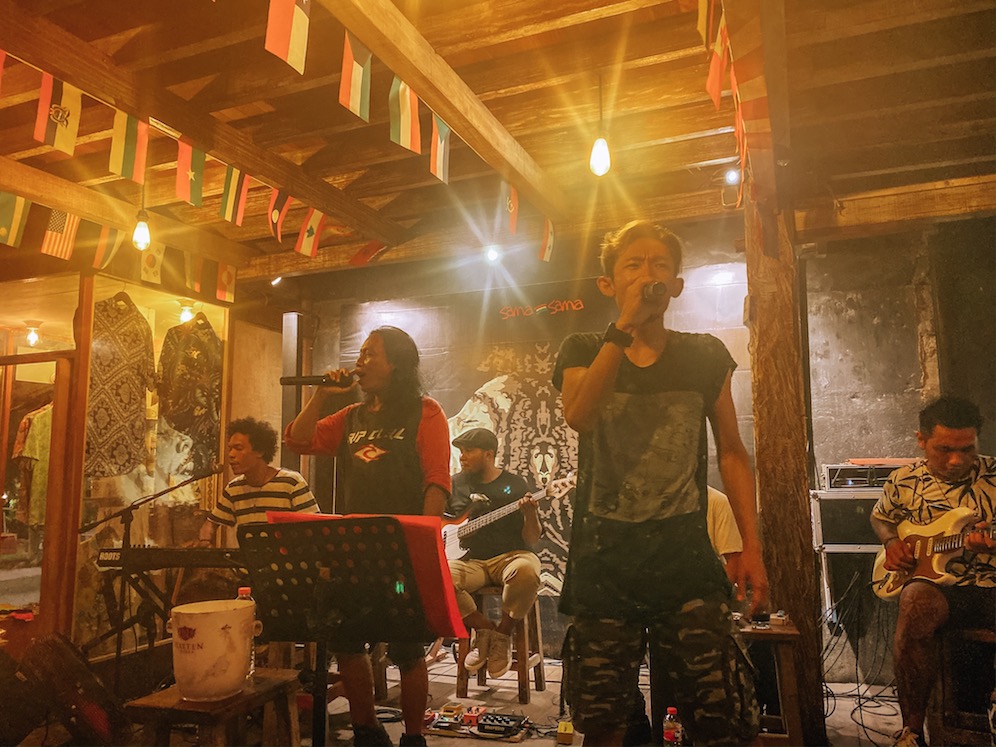 Live music at Sama Sama Gili T - things to do in Gili Trawangan, Live music at Sama Sama Gili T