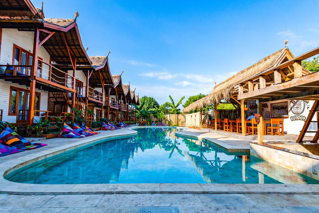 Voodoo Gili Resort - where to stay in Gili Trawangan, Voodoo Gili swimming pool and rooms