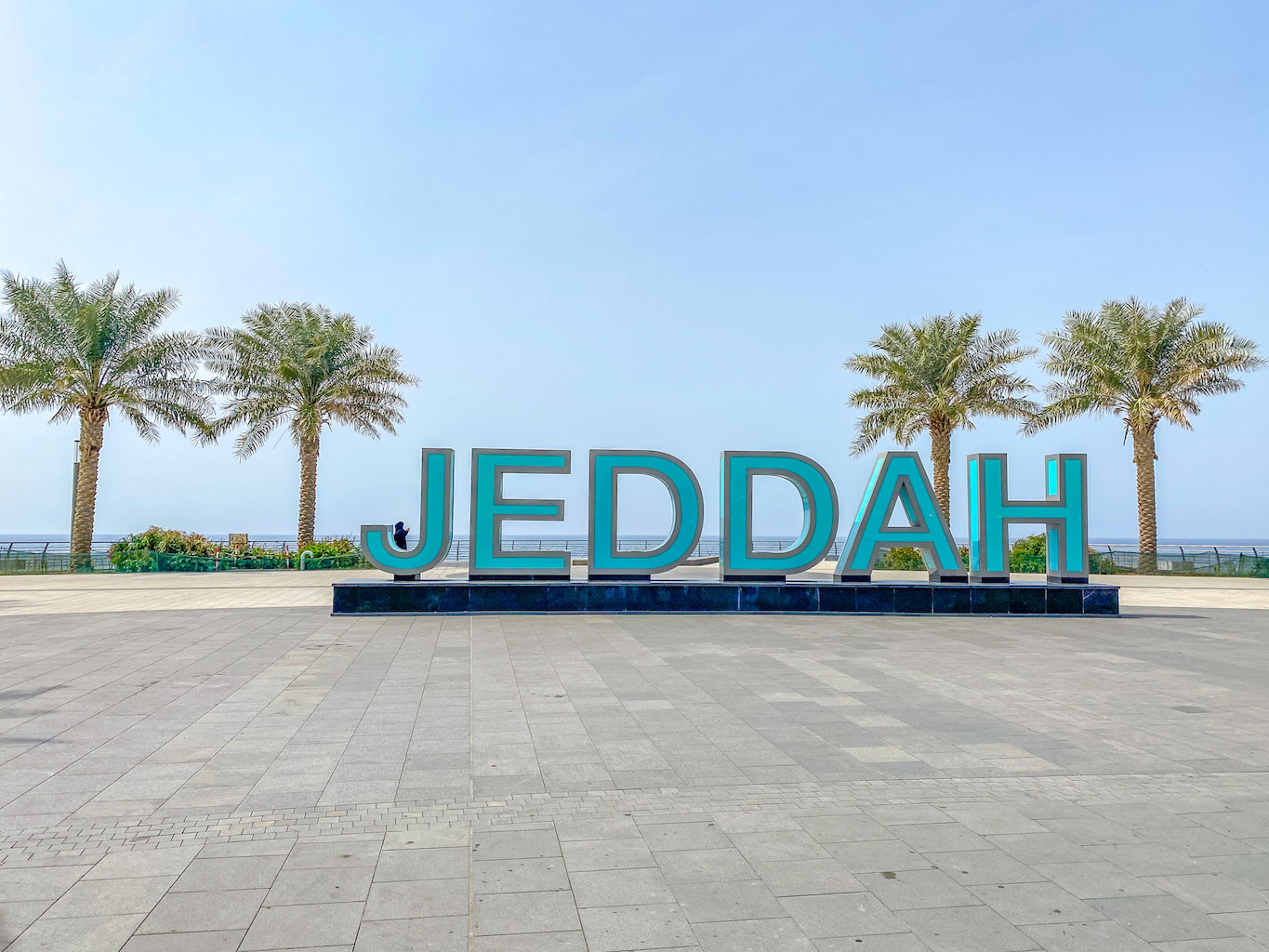 what to wear in Saudi Arabia as a woman - what to wear in Saudi Arabia as a woman