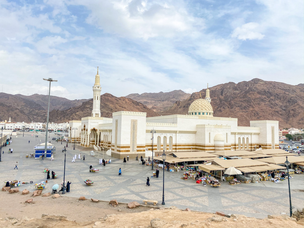 Uhud Mountain and Mosque - things to do in Madinah, Uhud Mountain and Mosque