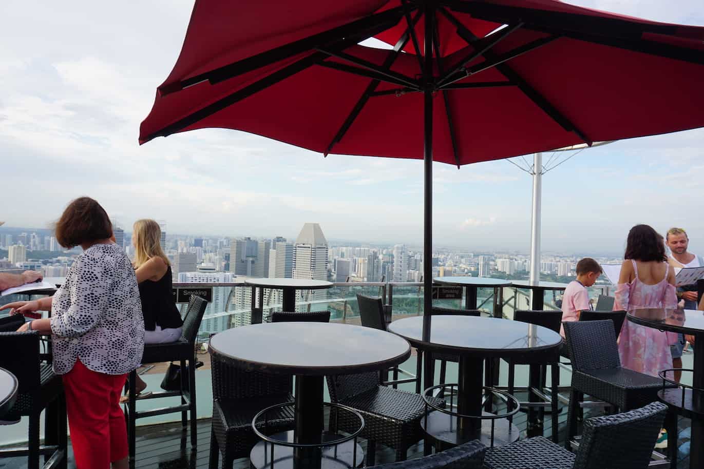 One Day in Singapore, Ce La Vi Bar - One Day in Singapore, Ce La Vi Bar