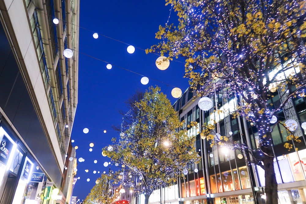 Oxford Street at night - things to do in winter in London, Oxford Street at night