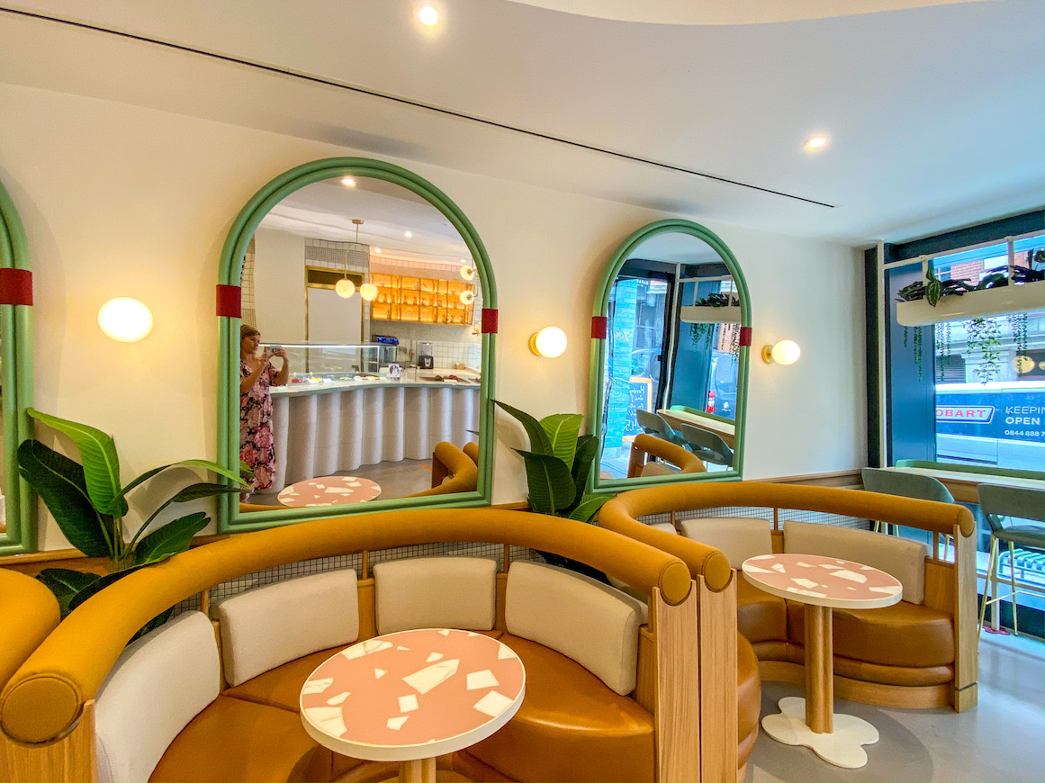 Bafarat Cafe London - arab areas in London, Arabic coffee in soho, Bafarat Cafe