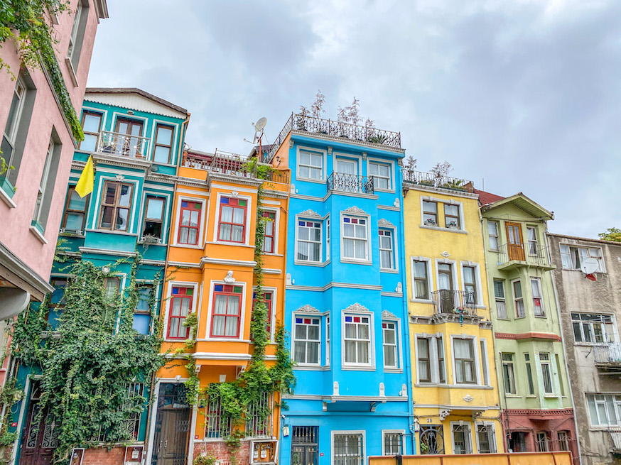istanbul itinerary 4 days, istanbul 4 day itinerary, 4 days in Istanbul - Balat Colourful houses, istanbul itinerary 4 days, istanbul 4 day itinerary, 4 days in Istanbul