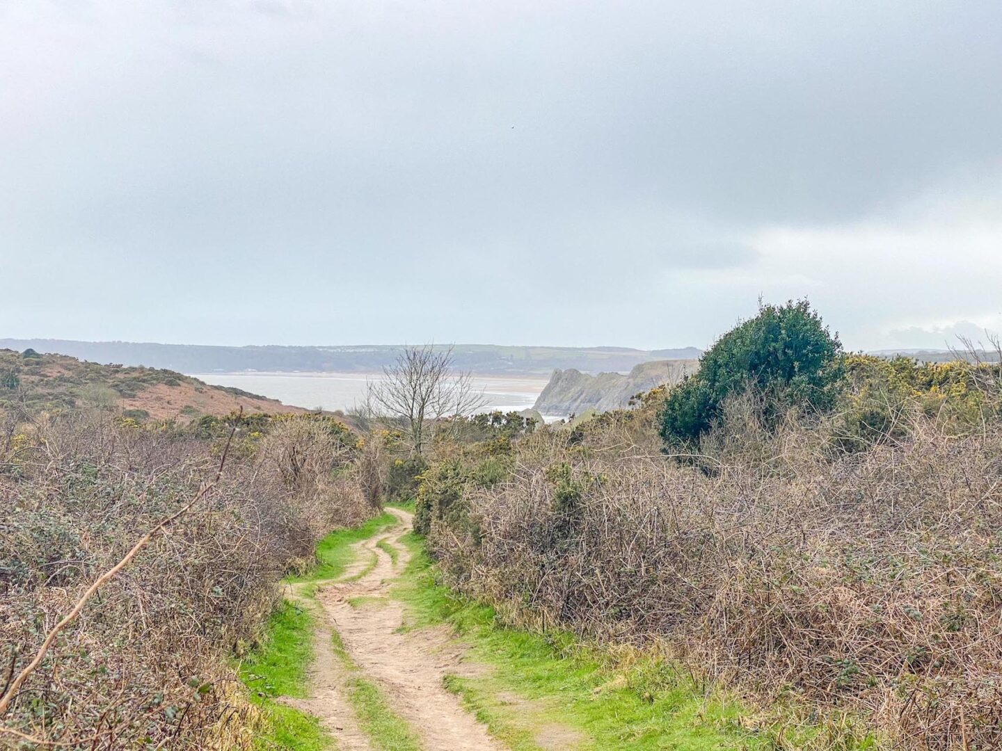 Three Cliffs Bay Path - Three Cliffs Bay Footpath
