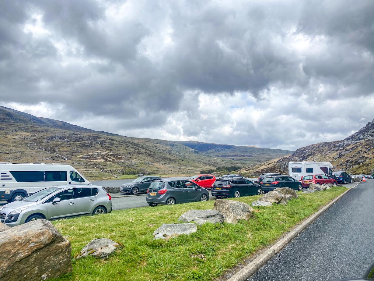 car park Tryfan mountain - car park Tryfan mountain