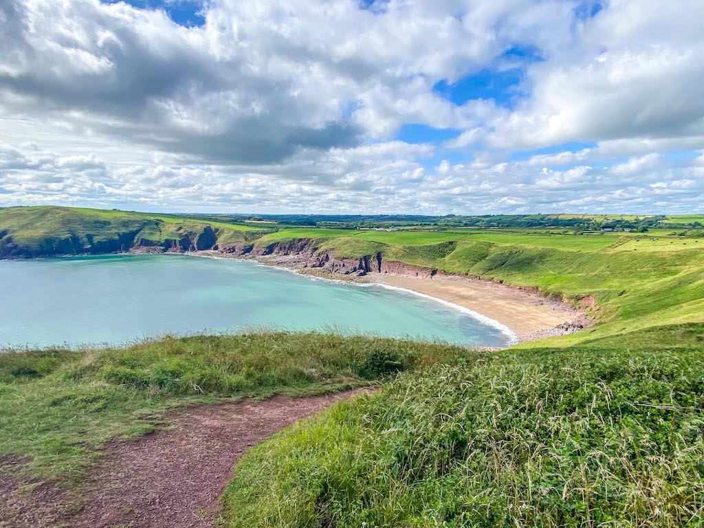 1 week Wales itinerary, Swanlake Beach - 1 week Wales itinerary, Swanlake Beach