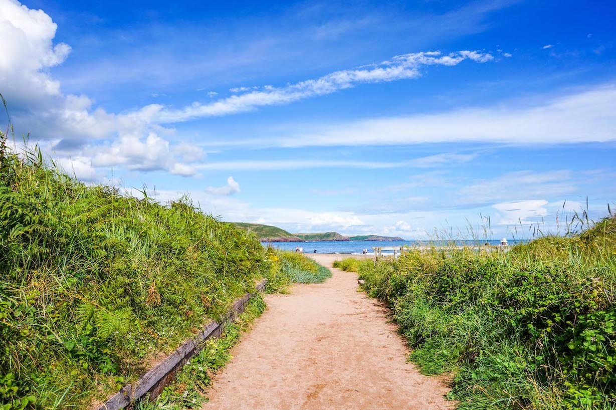 Best beaches in Pembrokeshire, Freshwater East Beach - Best beaches in Pembrokeshire, Freshwater East Beach