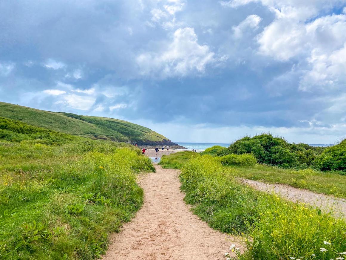 Manorbier Beach, Church Door Cove & Shrinkle Haven - Manorbier Beach, Church Door Cove & Shrinkle Haven